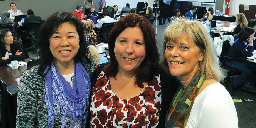 Melissa Sheldrick (centre) with CEO and Registrar Nancy Lum-Wilson (left) and Deputy Registrar Anne Resnick.